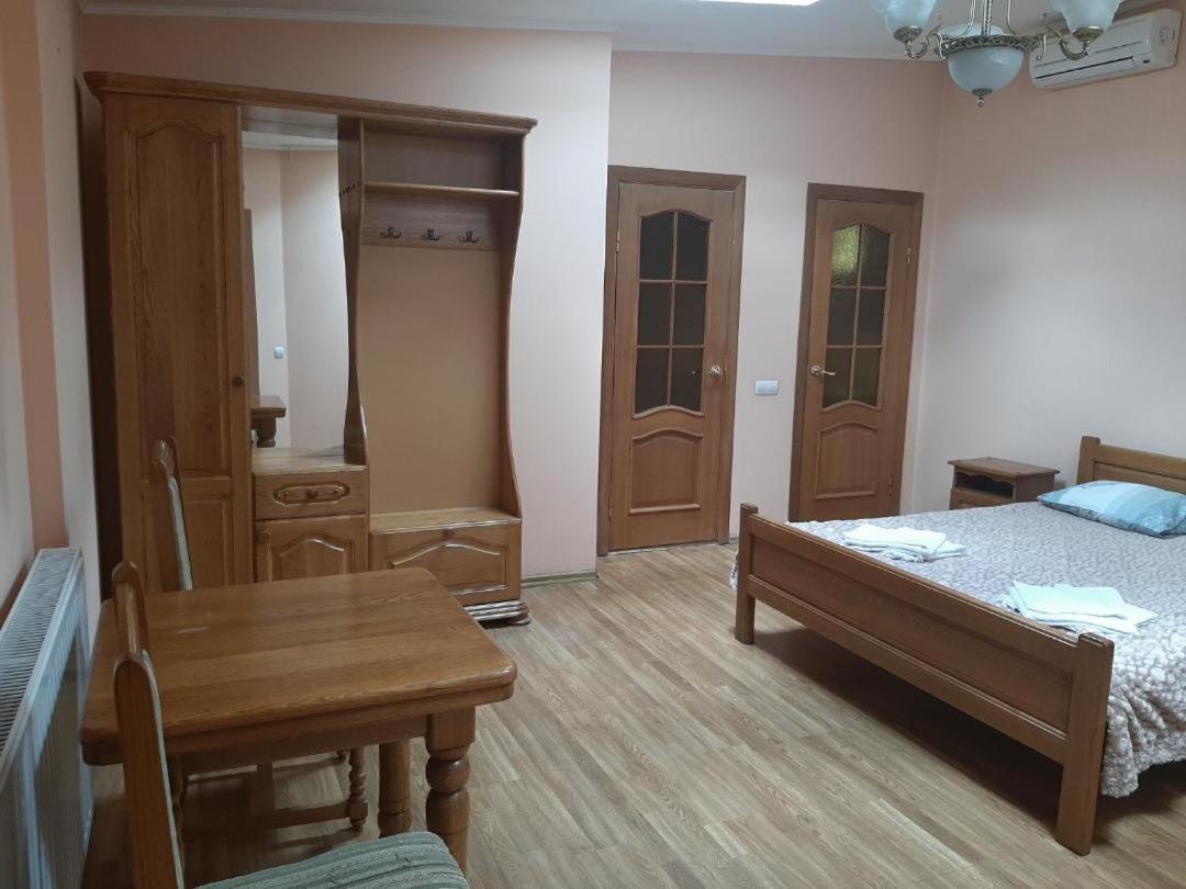 מוקצ'בה Hotel Nikolet מראה חיצוני תמונה