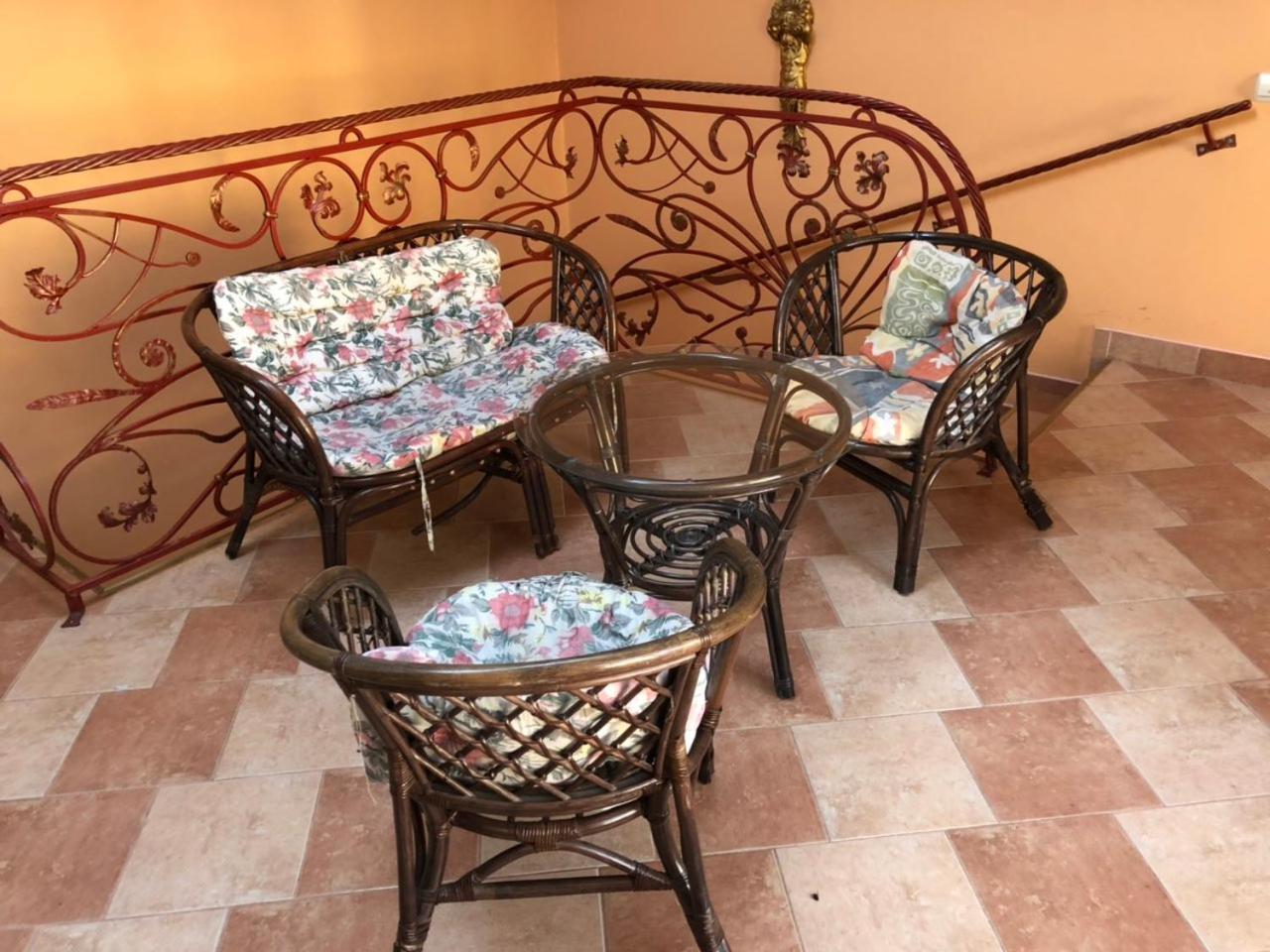 מוקצ'בה Hotel Nikolet מראה חיצוני תמונה